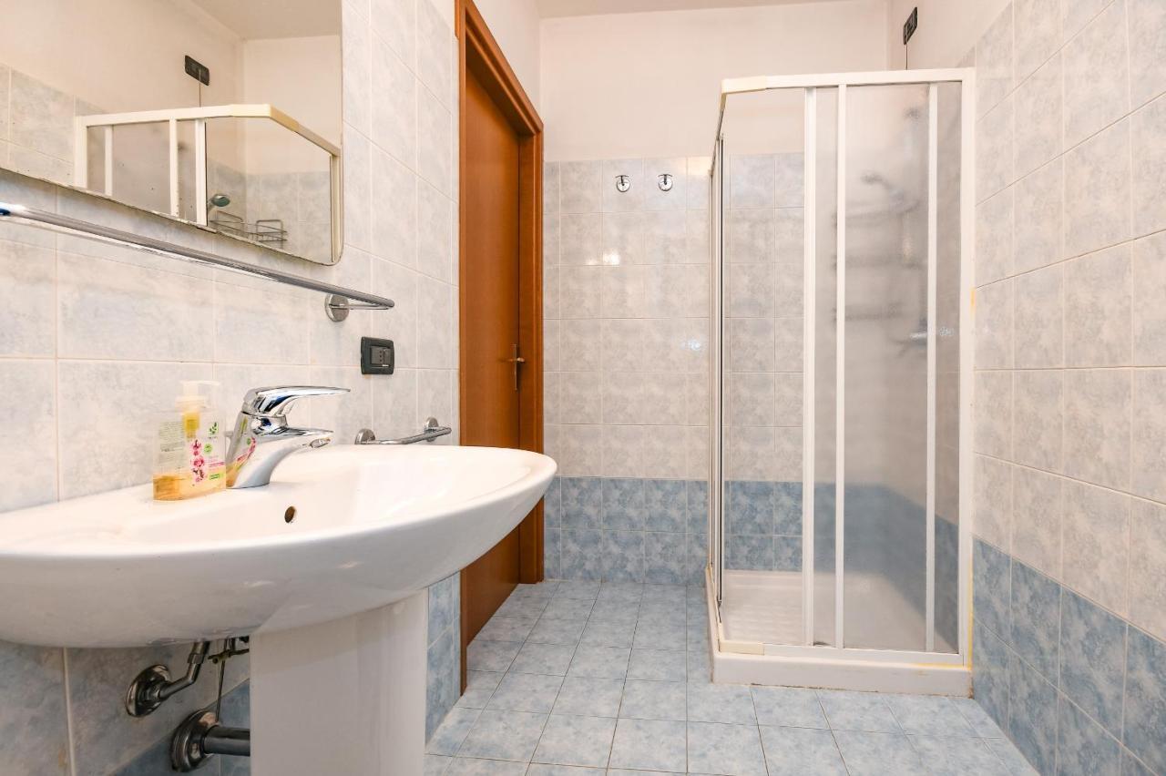 DesenzanoLoft Yellow Appartement Desenzano del Garda Buitenkant foto